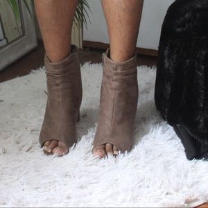 Tan Opened Toed Booties